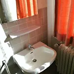 Engel Hotel *