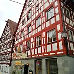 Engel Hotel *