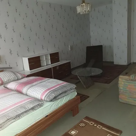 Engel Hotell *