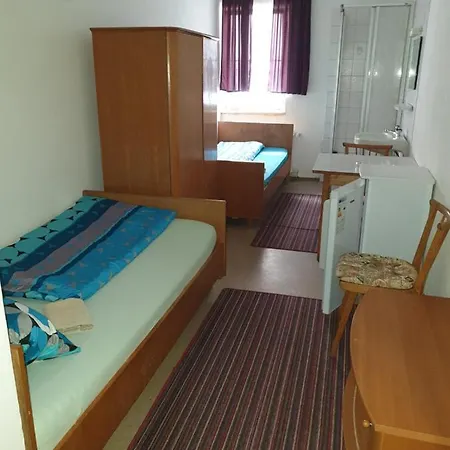 Engel Hotell