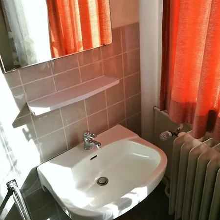Engel Hotell *